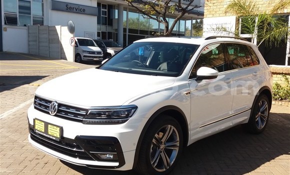 اشتري مستعمل Volkswagen Tiguan White سيارة في Maseru في Maseru اشتري مستعمل Volkswagen Tiguan White سيارة في Maseru في Maseru