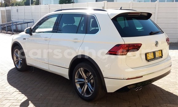 اشتري مستعمل Volkswagen Tiguan White سيارة في Maseru في Maseru اشتري مستعمل Volkswagen Tiguan White سيارة في Maseru في Maseru
