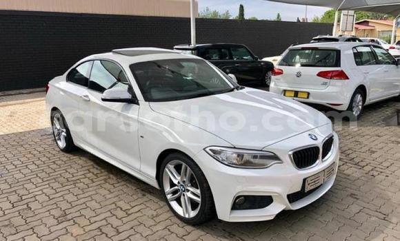 Acheter Occasion Voiture BMW 1–Series Blanc à Maputsoa, Leribe Acheter Occasion Voiture BMW 1–Series Blanc à Maputsoa, Leribe