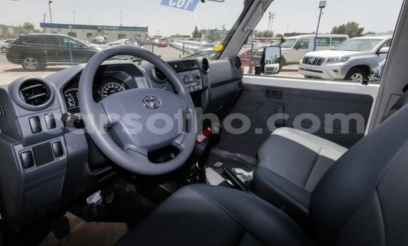 Acheter Neuf Voiture Toyota Land Cruiser Blanc à Import - Dubai, Maseru Acheter Neuf Voiture Toyota Land Cruiser Blanc à Import - Dubai, Maseru