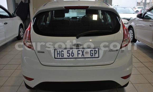 Sayi Na hannu Ford Fiesta White Mota in Mokhotlong a Berea Sayi Na hannu Ford Fiesta White Mota in Mokhotlong a Berea