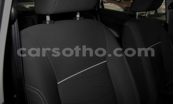 Sayi Na hannu Ford Fiesta White Mota in Mokhotlong a Berea Sayi Na hannu Ford Fiesta White Mota in Mokhotlong a Berea