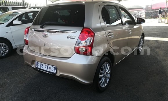 Sayi Na hannu Toyota Etios Silver Mota in Import - Dubai a Maseru Sayi Na hannu Toyota Etios Silver Mota in Import - Dubai a Maseru