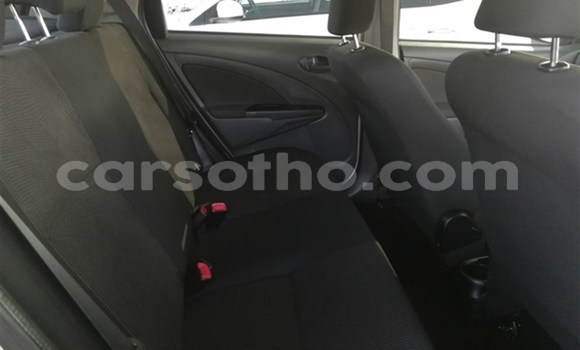 Sayi Na hannu Toyota Etios Silver Mota in Import - Dubai a Maseru Sayi Na hannu Toyota Etios Silver Mota in Import - Dubai a Maseru