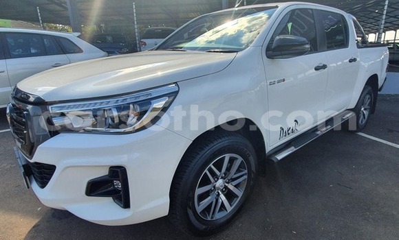 اشتري مستعمل Toyota Hilux White سيارة في Maseru في Maseru اشتري مستعمل Toyota Hilux White سيارة في Maseru في Maseru