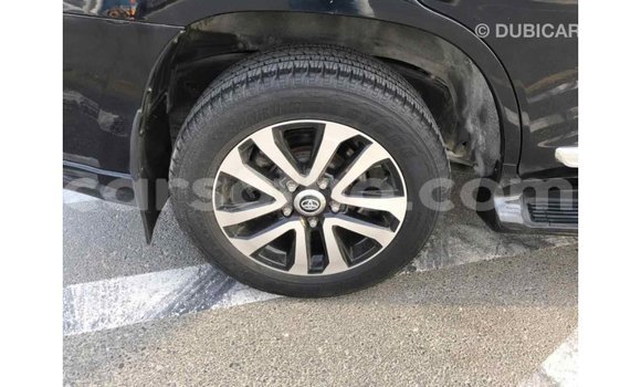 Acheter Import Voiture Toyota Land Cruiser Noir à Import - Dubai, Maseru Acheter Import Voiture Toyota Land Cruiser Noir à Import - Dubai, Maseru