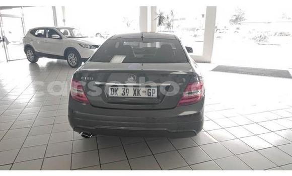 Acheter Occasion Voiture Mercedes-Benz C–Class Gris à Maputsoa, Leribe Acheter Occasion Voiture Mercedes-Benz C–Class Gris à Maputsoa, Leribe