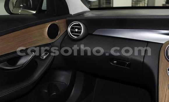 Acheter Occasion Voiture Mercedes-Benz C–Class Blanc à Thaba–Tseka, Mafeteng Acheter Occasion Voiture Mercedes-Benz C–Class Blanc à Thaba–Tseka, Mafeteng