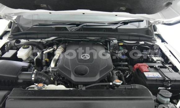 Buy Used Mercedes-Benz X-klasse Concept White Car in Roma in Maseru Buy Used Mercedes-Benz X-klasse Concept White Car in Roma in Maseru