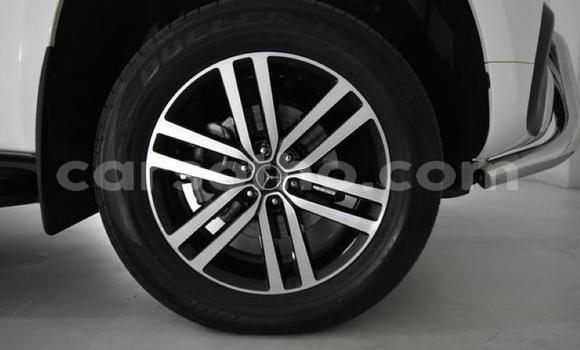 Buy Used Mercedes-Benz X-klasse Concept White Car in Roma in Maseru Buy Used Mercedes-Benz X-klasse Concept White Car in Roma in Maseru