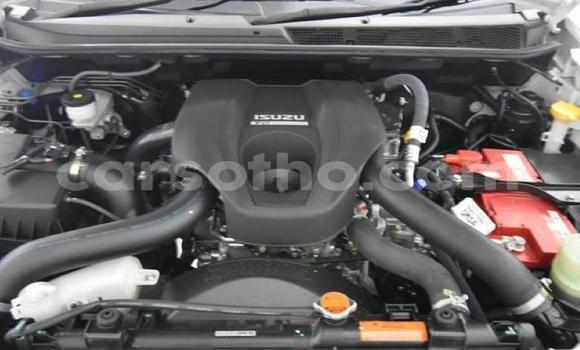 Sayi Na hannu Isuzu KB White Mota in Hlotse a Leribe Sayi Na hannu Isuzu KB White Mota in Hlotse a Leribe