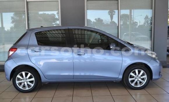 Sayi Na hannu Toyota Yaris Blue Mota in Hlotse a Leribe Sayi Na hannu Toyota Yaris Blue Mota in Hlotse a Leribe