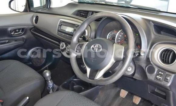 Sayi Na hannu Toyota Yaris Blue Mota in Hlotse a Leribe Sayi Na hannu Toyota Yaris Blue Mota in Hlotse a Leribe