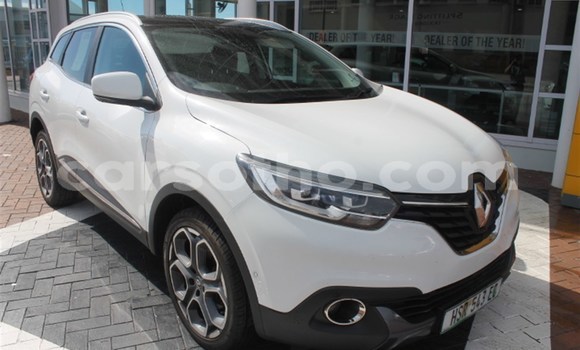 Buy Used Renault Kadjar White Car in Mohale's Hoek in Mohale's Hoek Buy Used Renault Kadjar White Car in Mohale's Hoek in Mohale's Hoek
