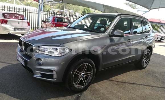 Sayi Na hannu BMW X5 Silver Mota in Maseru a Maseru Sayi Na hannu BMW X5 Silver Mota in Maseru a Maseru