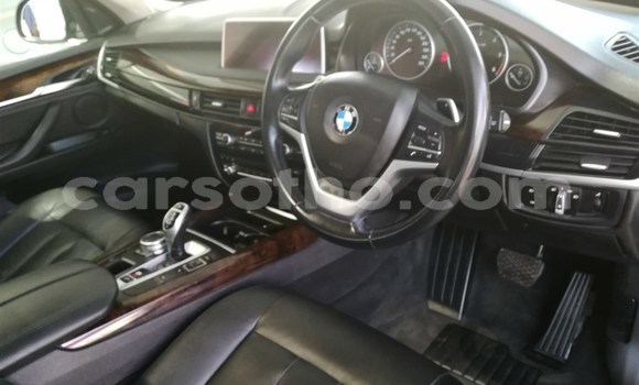 Sayi Na hannu BMW X5 Silver Mota in Maseru a Maseru Sayi Na hannu BMW X5 Silver Mota in Maseru a Maseru
