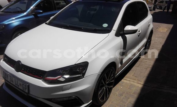 Acheter Occasion Voiture Volkswagen Polo GTI Blanc à Import - Dubai, Maseru Acheter Occasion Voiture Volkswagen Polo GTI Blanc à Import - Dubai, Maseru