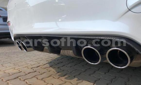 Sayi Na hannu BMW M4 White Mota in Maputsoe a Leribe Sayi Na hannu BMW M4 White Mota in Maputsoe a Leribe