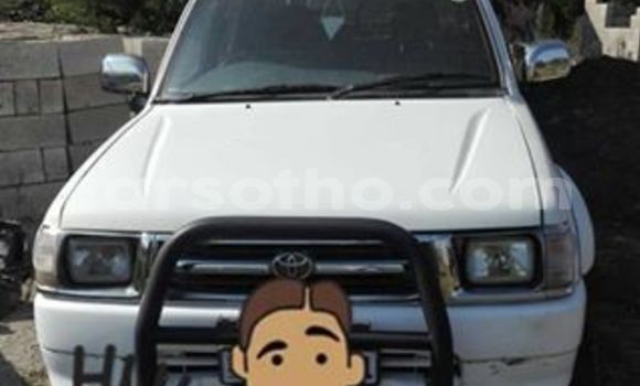 Buy Used Toyota Hilux White Car in Maseru in Maseru Buy Used Toyota Hilux White Car in Maseru in Maseru