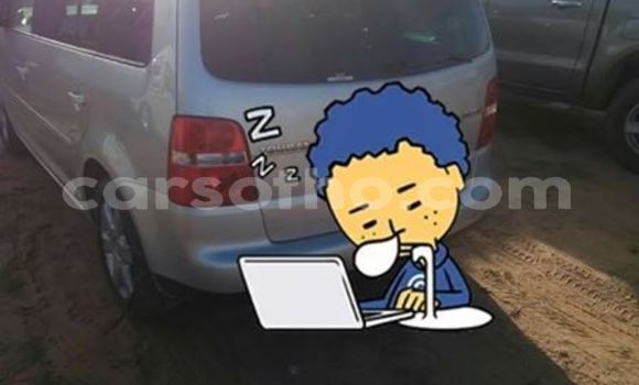 Buy Used Volkswagen Touran Silver Car in Maseru in Maseru Buy Used Volkswagen Touran Silver Car in Maseru in Maseru
