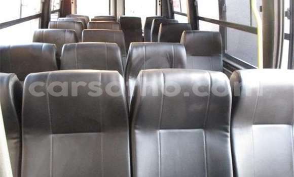 Sayi Na hannu IVECO Massif White Mota in Maseru a Maseru Sayi Na hannu IVECO Massif White Mota in Maseru a Maseru