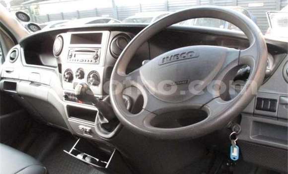 Sayi Na hannu IVECO Massif White Mota in Maseru a Maseru Sayi Na hannu IVECO Massif White Mota in Maseru a Maseru