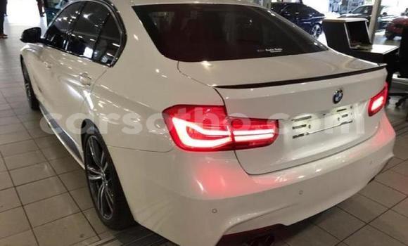 Acheter Occasion Voiture BMW 3–Series Blanc à Import - Dubai, Maseru Acheter Occasion Voiture BMW 3–Series Blanc à Import - Dubai, Maseru