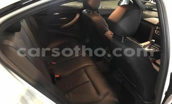 Acheter Occasion Voiture BMW 3–Series Blanc à Import - Dubai, Maseru Acheter Occasion Voiture BMW 3–Series Blanc à Import - Dubai, Maseru