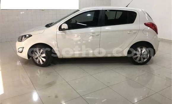 اشتري مستعمل Kia Cerato White سيارة في Maseru في Maseru اشتري مستعمل Kia Cerato White سيارة في Maseru في Maseru