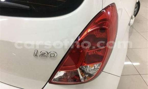 اشتري مستعمل Kia Cerato White سيارة في Maseru في Maseru اشتري مستعمل Kia Cerato White سيارة في Maseru في Maseru