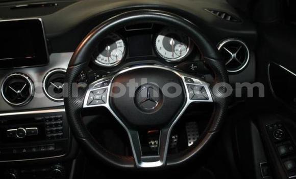 Acheter Occasion Voiture Mercedes-Benz GLA-klasse AMG Bleu à Import - Dubai, Maseru Acheter Occasion Voiture Mercedes-Benz GLA-klasse AMG Bleu à Import - Dubai, Maseru