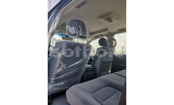 Sayi Imported Toyota Land Cruiser Black Mota in Import - Dubai a Maseru Sayi Imported Toyota Land Cruiser Black Mota in Import - Dubai a Maseru