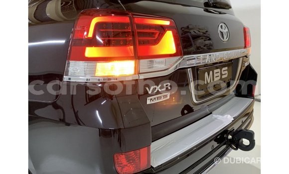 اشتري Imported Toyota Land Cruiser Black سيارة في Import - Dubai في Maseru اشتري Imported Toyota Land Cruiser Black سيارة في Import - Dubai في Maseru