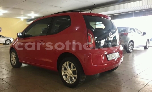 اشتري مستعمل Volkswagen up! Red سيارة في Maseru في Maseru اشتري مستعمل Volkswagen up! Red سيارة في Maseru في Maseru