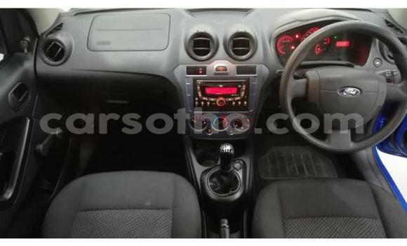 Acheter Occasion Voiture Ford Focus Bleu à Import - Dubai, Maseru Acheter Occasion Voiture Ford Focus Bleu à Import - Dubai, Maseru