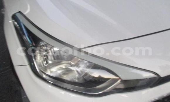 Sayi Na hannu Hyundai i20 White Mota in Hlotse a Leribe Sayi Na hannu Hyundai i20 White Mota in Hlotse a Leribe