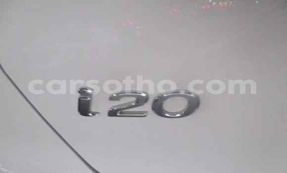 Sayi Na hannu Hyundai i20 White Mota in Hlotse a Leribe Sayi Na hannu Hyundai i20 White Mota in Hlotse a Leribe