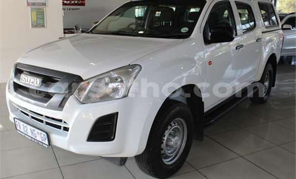Sayi Na hannu Isuzu KB White Mota in Maseru a Maseru Sayi Na hannu Isuzu KB White Mota in Maseru a Maseru