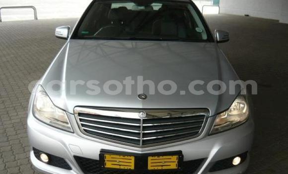 Acheter Occasion Voiture Mercedes-Benz C–Class Gris à Maputsoa, Leribe Acheter Occasion Voiture Mercedes-Benz C–Class Gris à Maputsoa, Leribe