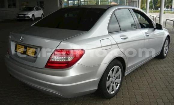 Acheter Occasion Voiture Mercedes-Benz C–Class Gris à Maputsoa, Leribe Acheter Occasion Voiture Mercedes-Benz C–Class Gris à Maputsoa, Leribe