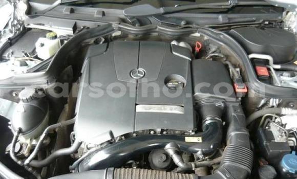 Acheter Occasion Voiture Mercedes-Benz C–Class Gris à Maputsoa, Leribe Acheter Occasion Voiture Mercedes-Benz C–Class Gris à Maputsoa, Leribe