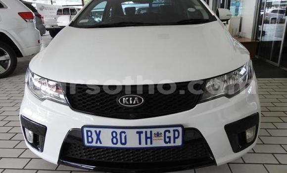 Acheter Occasion Voiture Kia Cerato Blanc à Maputsoe, Leribe Acheter Occasion Voiture Kia Cerato Blanc à Maputsoe, Leribe