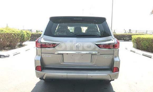 اشتري مستعمل Lexus LX 570 Silver سيارة في Teyateyaneng في Berea اشتري مستعمل Lexus LX 570 Silver سيارة في Teyateyaneng في Berea