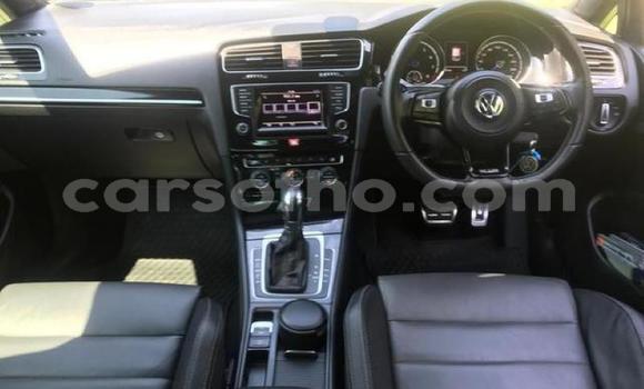 Sayi Na hannu Volkswagen Golf R Red Mota in Maseru a Maseru Sayi Na hannu Volkswagen Golf R Red Mota in Maseru a Maseru