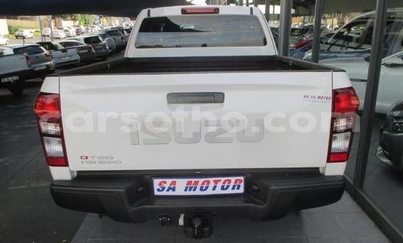 Acheter Occasion Voiture Isuzu KB Blanc à Import - Dubai, Maseru Acheter Occasion Voiture Isuzu KB Blanc à Import - Dubai, Maseru