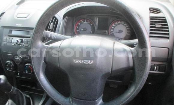 Acheter Occasion Voiture Isuzu KB Blanc à Import - Dubai, Maseru Acheter Occasion Voiture Isuzu KB Blanc à Import - Dubai, Maseru