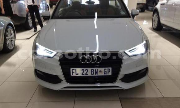 Sayi Na hannu Audi A3 Silver Mota in Import - Dubai a Maseru Sayi Na hannu Audi A3 Silver Mota in Import - Dubai a Maseru