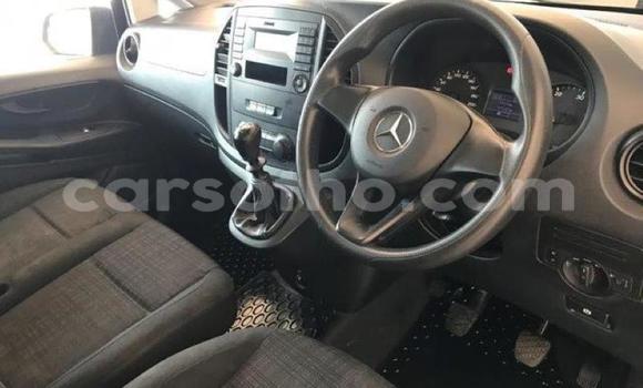 Acheter Occasion Voiture Mercedes-Benz Vito Noir à Import - Dubai, Maseru Acheter Occasion Voiture Mercedes-Benz Vito Noir à Import - Dubai, Maseru