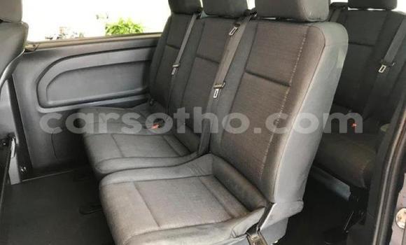 Acheter Occasion Voiture Mercedes-Benz Vito Noir à Import - Dubai, Maseru Acheter Occasion Voiture Mercedes-Benz Vito Noir à Import - Dubai, Maseru