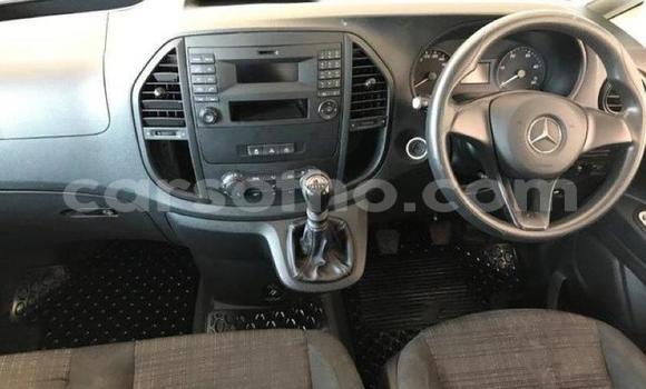 Acheter Occasion Voiture Mercedes-Benz Vito Noir à Import - Dubai, Maseru Acheter Occasion Voiture Mercedes-Benz Vito Noir à Import - Dubai, Maseru
